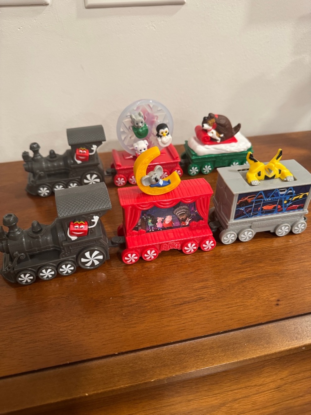 Lot of 6 2017 McDonalds Holiday Express Train Set Sing Ty Pets Transformers Xmas